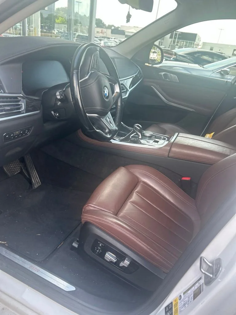 Used 2019 Mineral White Metallic BMW xDrive40i image 11