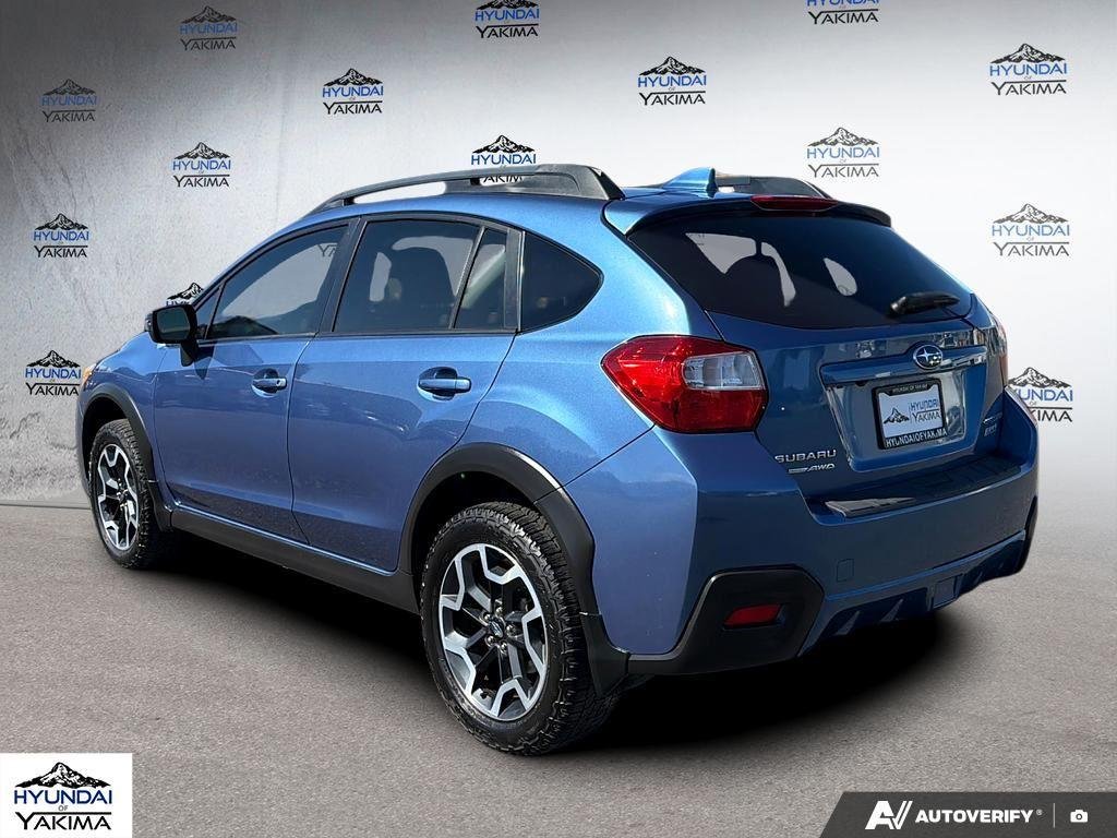 Used 2017 Quartz Blue Pearl Subaru Limited image 4