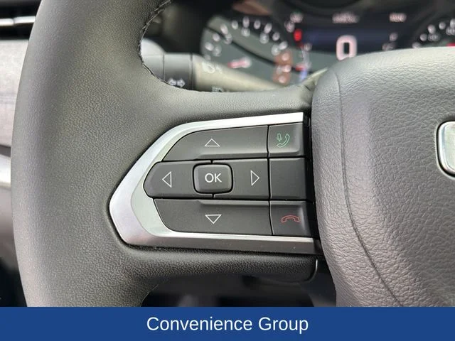 Used 2025 Black Jeep Latitude image 22