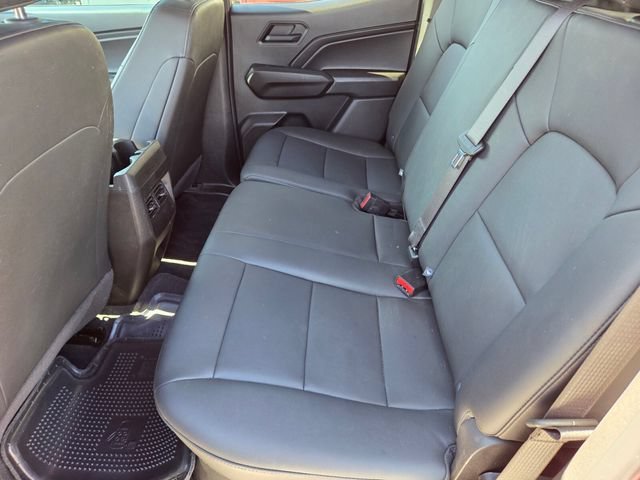 2025 Chevrolet Colorado Trail Boss - Photo 11