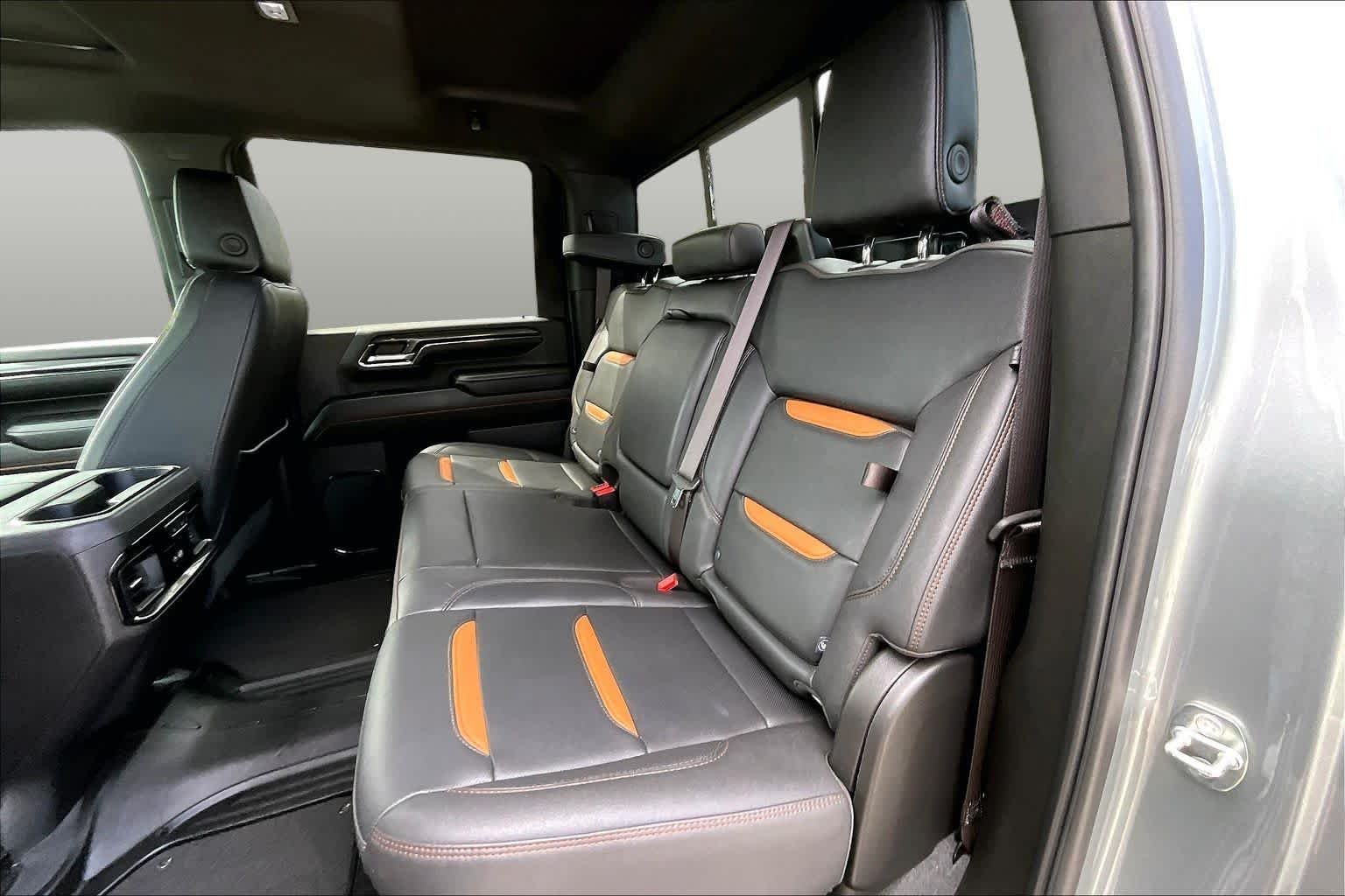 Used 2024 Sterling Metallic GMC AT4 image 21
