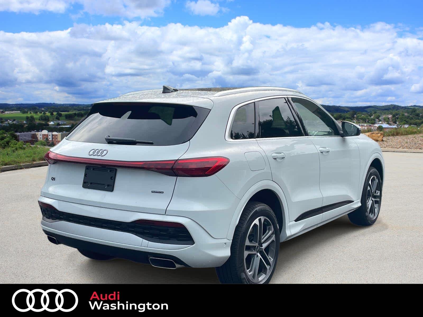 New 2026 2Y2Y/White Audi Premium Plus image 7
