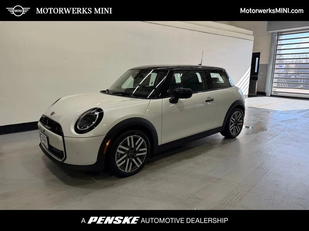 2025 MINI Hardtop Cooper S's photo