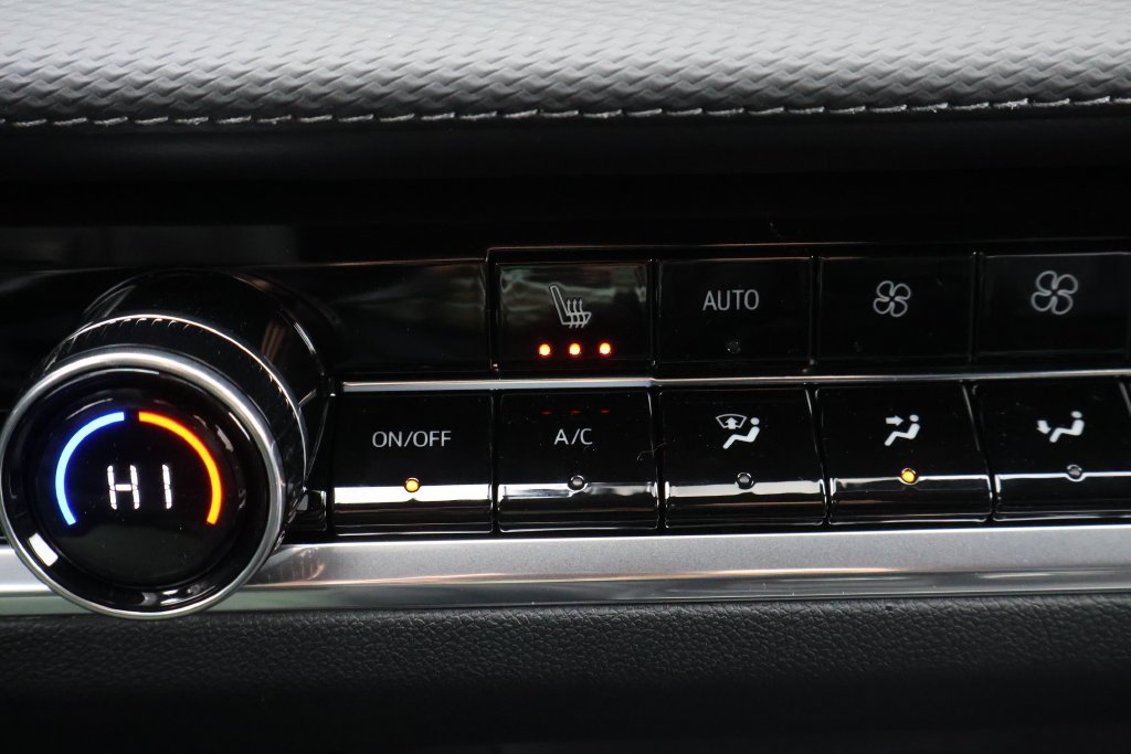 2027 Chevrolet Equinox LT - Photo 29