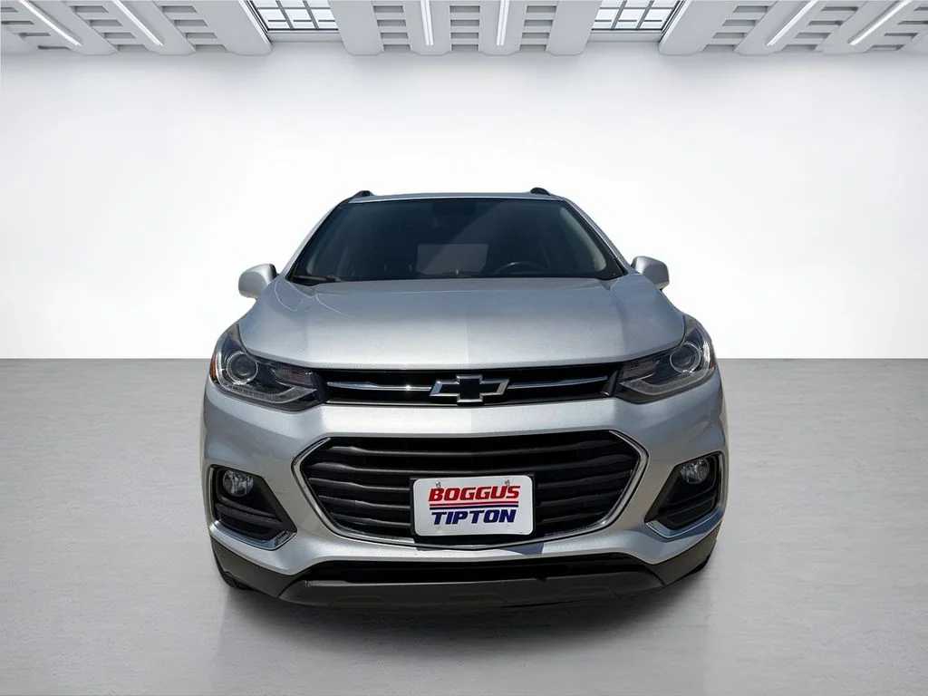 Used 2022 Silver Chevrolet LT image 8
