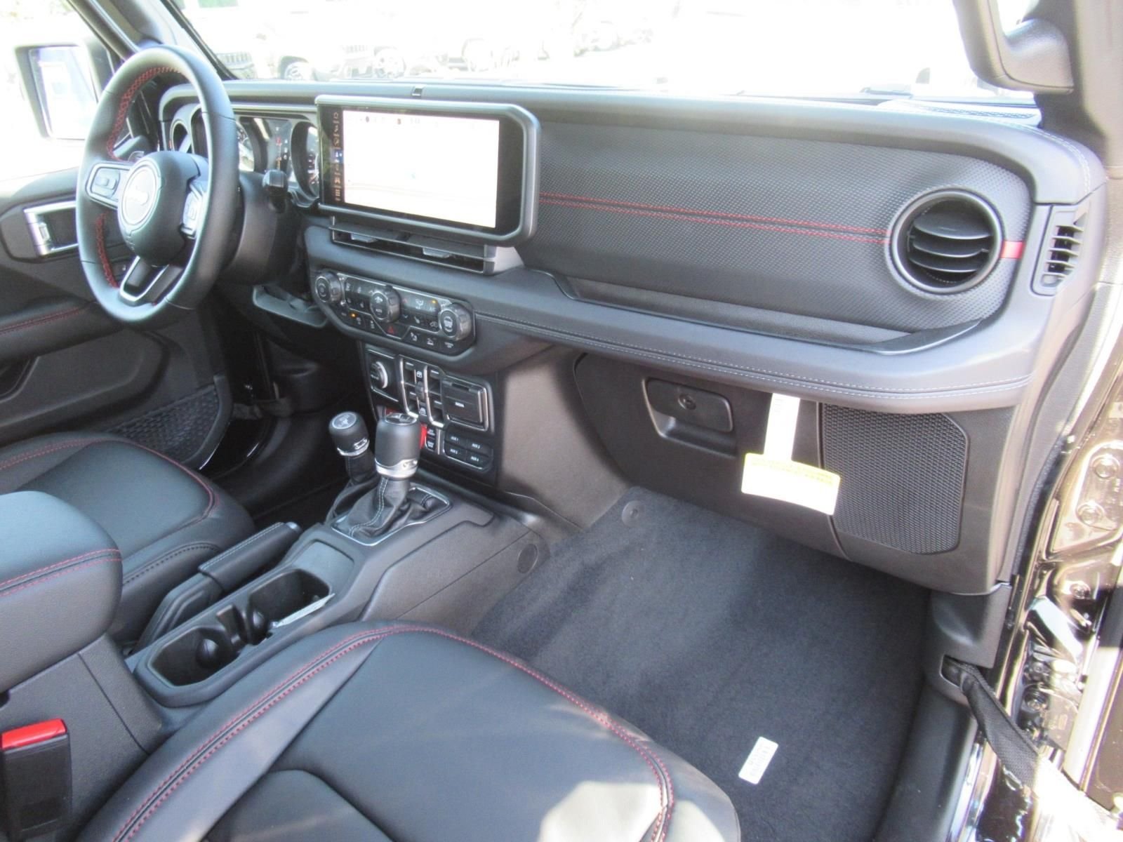 New 2026 Black Clearcoat Jeep Moab 392 image 11