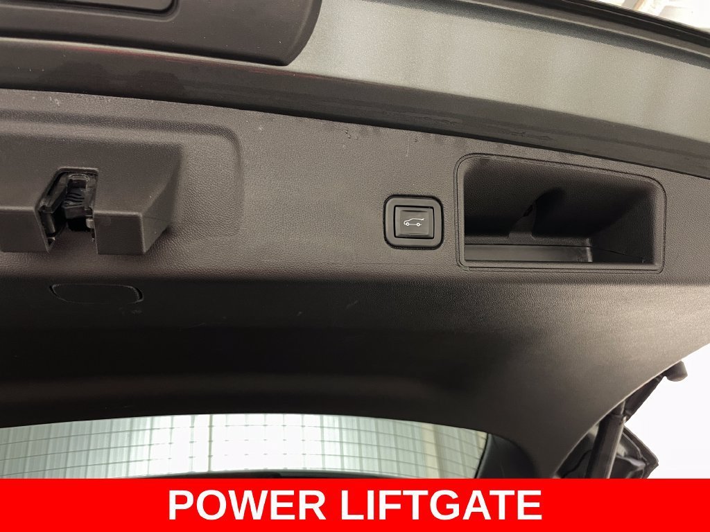 Used 2021 GRAPHITE GRAY METALLIC GMC SLT image 46