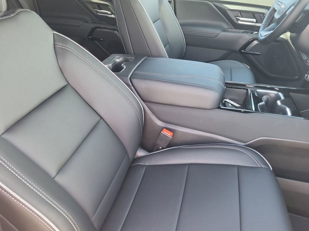 2026 Chevrolet Silverado EV LT - Photo 32