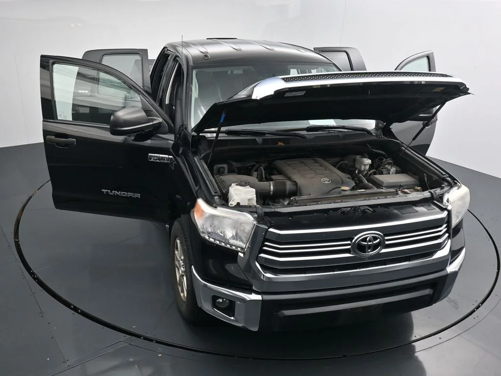 Used 2017 Black Toyota SR5 image 24