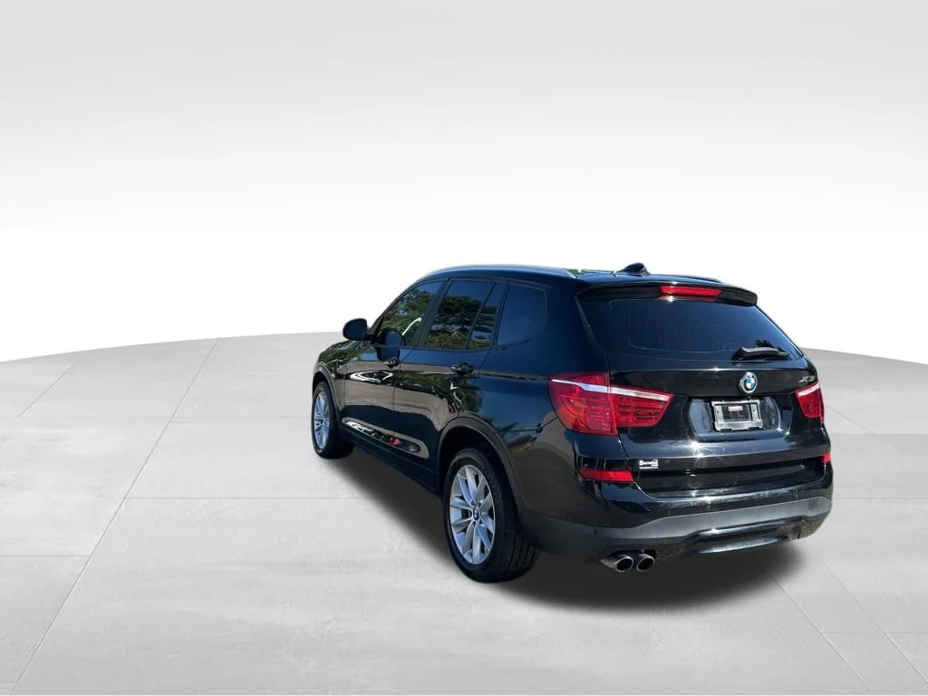 Used 2017 Black BMW xDrive28i image 3