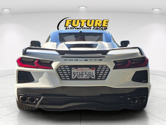 Used 2022 White Chevrolet Stingray image 4