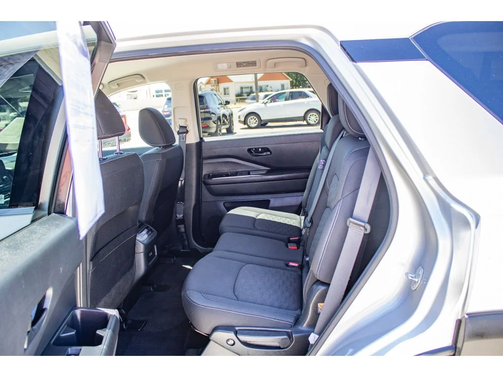 Used 2024 Brilliant Silver Metallic Nissan SV image 21