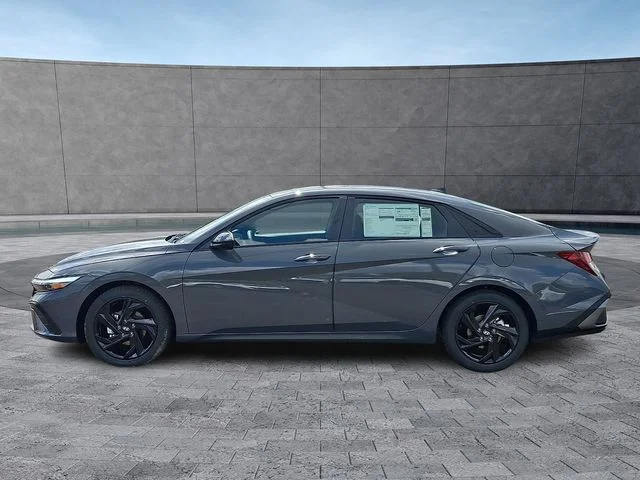 New 2026 Gray Hyundai SEL Sport image 4