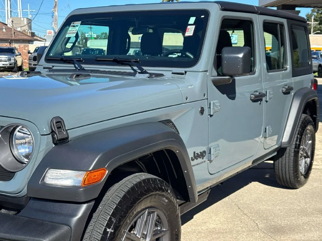 Used 2026 Gray Jeep Sport image 8