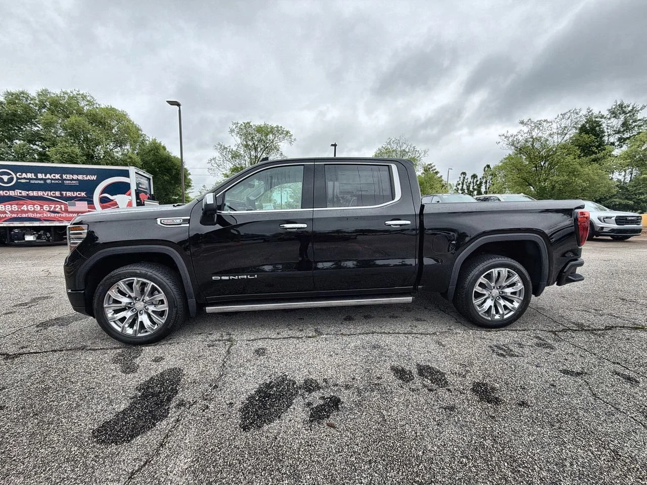 New 2026 Onyx Black GMC Denali image 5