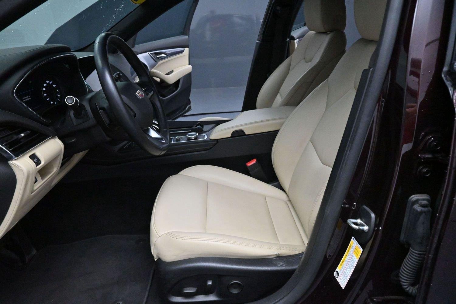 Used 2020 GARNET METALLIC Cadillac Luxury image 13
