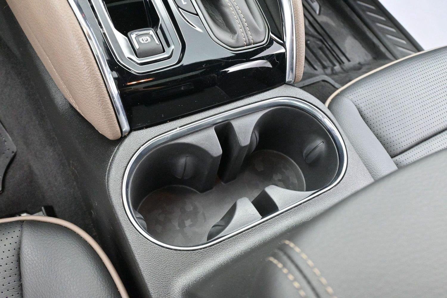 Used 2024 Summit White GMC Denali image 19