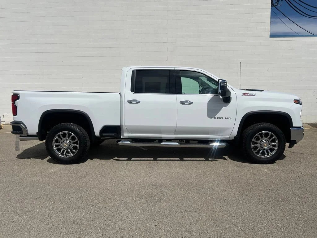 New 2026 Summit White Chevrolet LTZ image 7