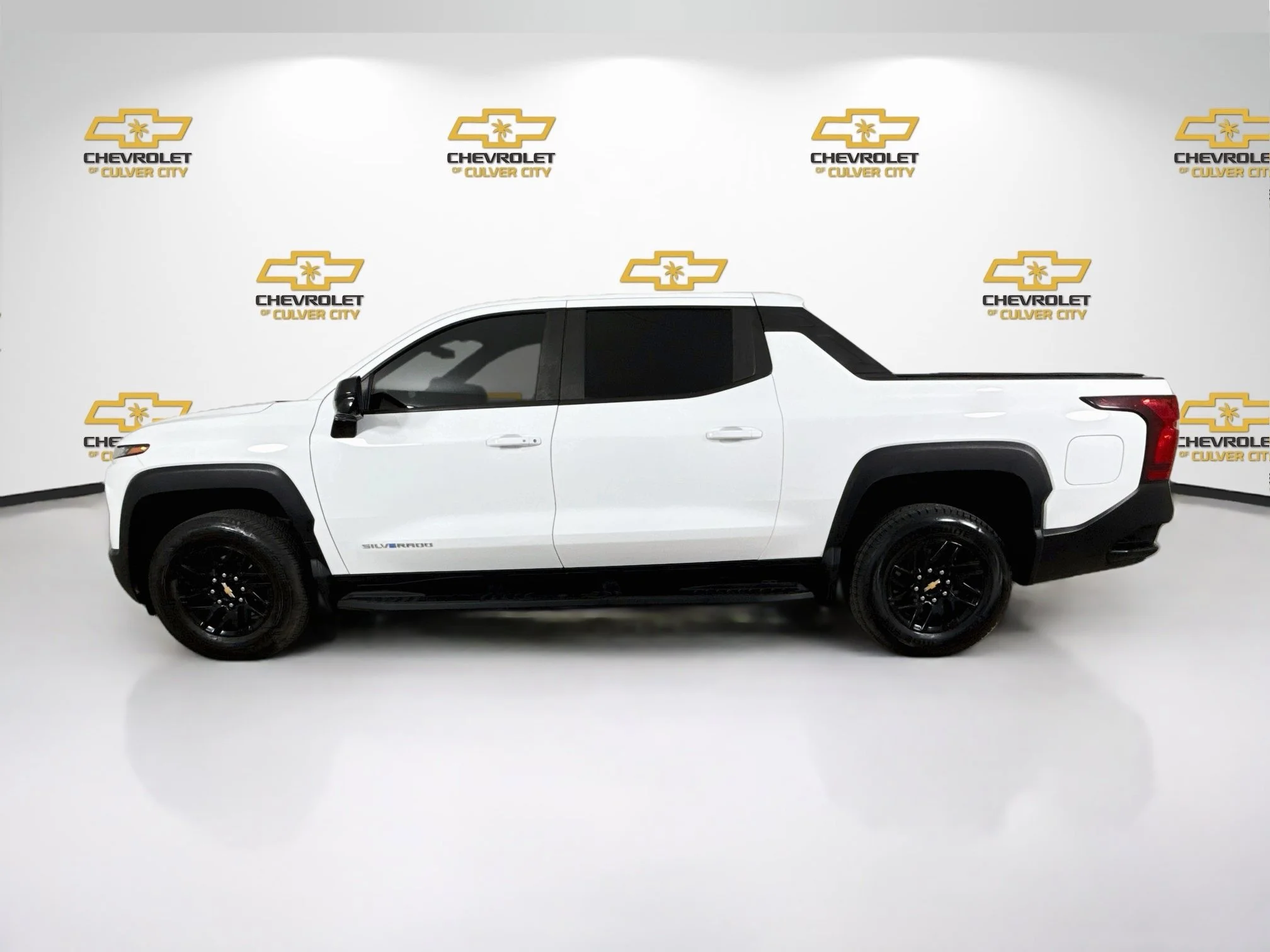 Used 2024 Summit White Chevrolet Work Truck image 5