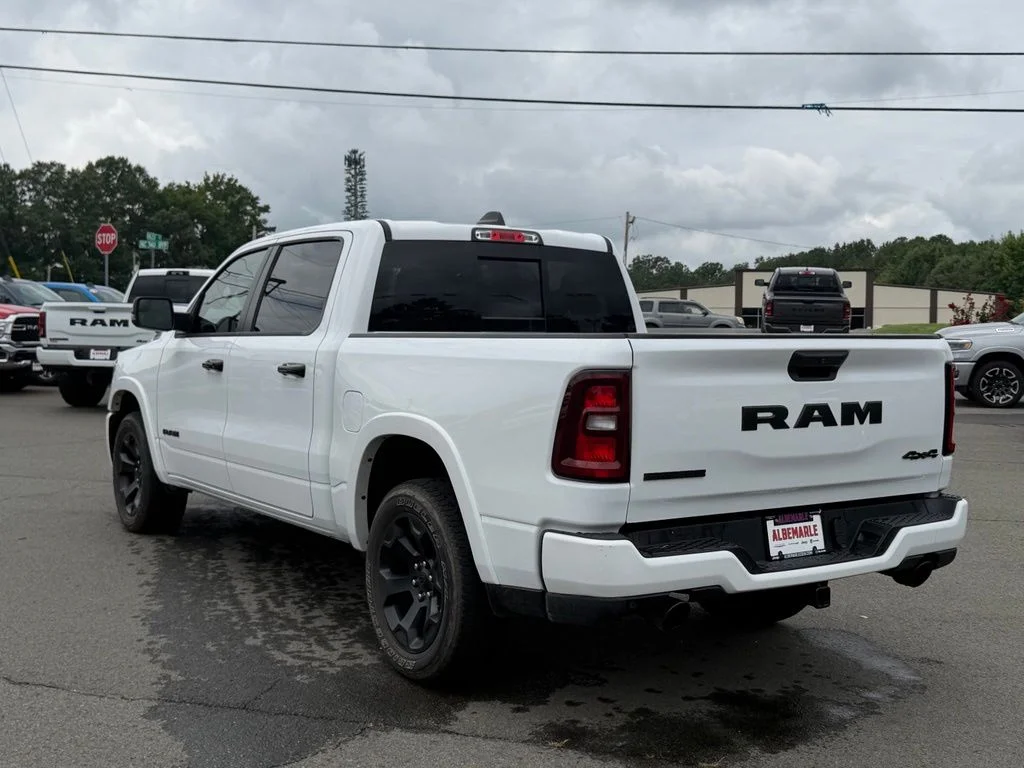 Used 2025 White Ram Big Horn/Lone Star image 6
