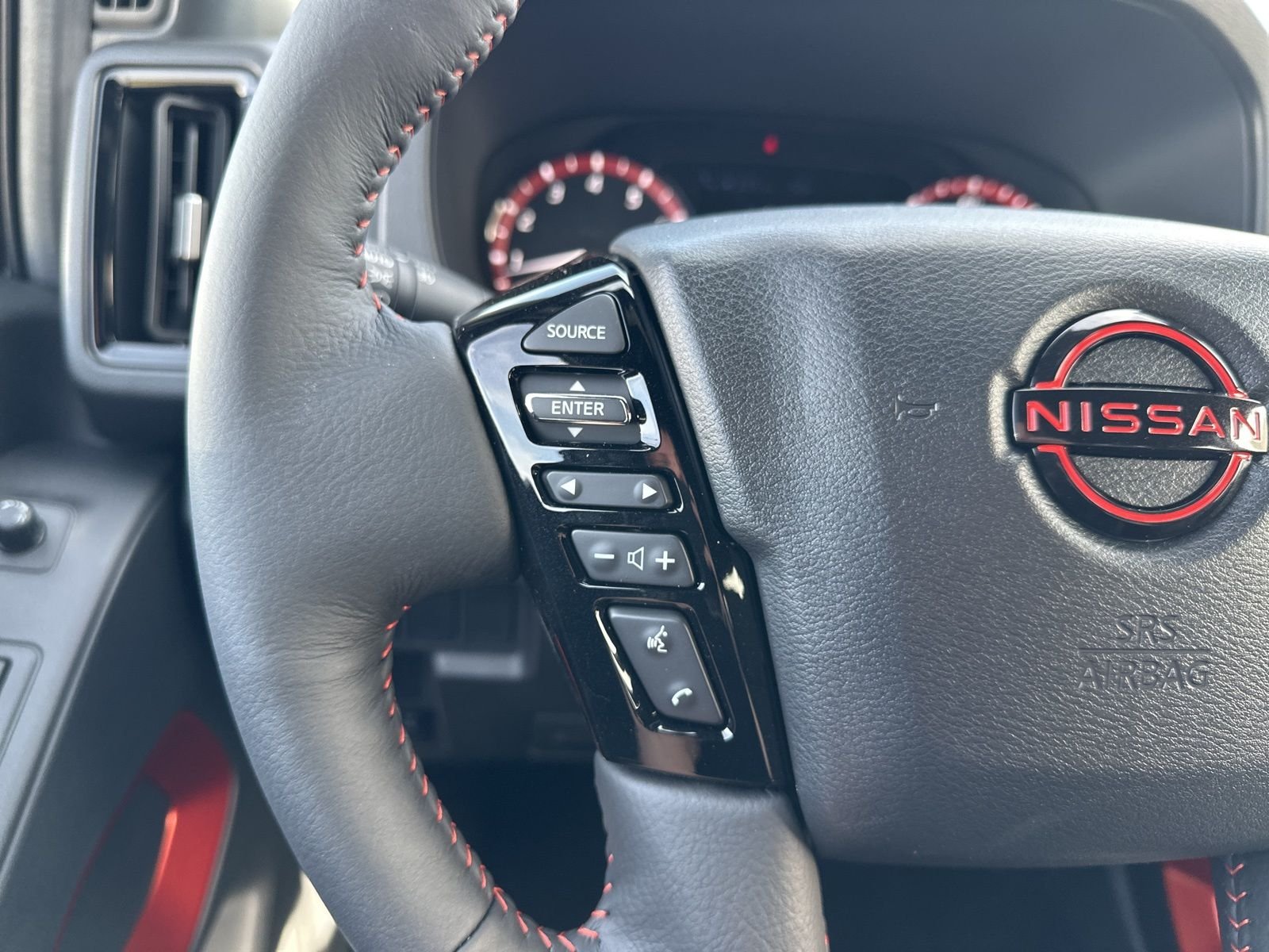 New 2026 White Nissan PRO-4X image 44