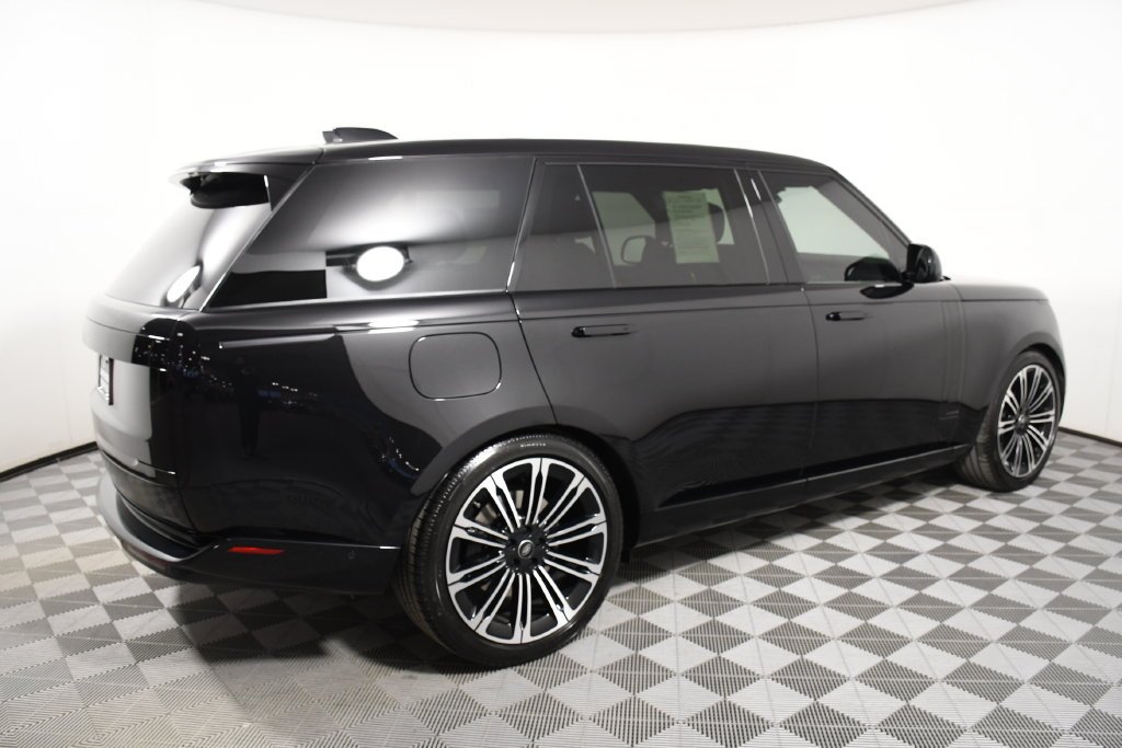 Used 2025 Santorini Black Metallic Land Rover Autobiography image 7