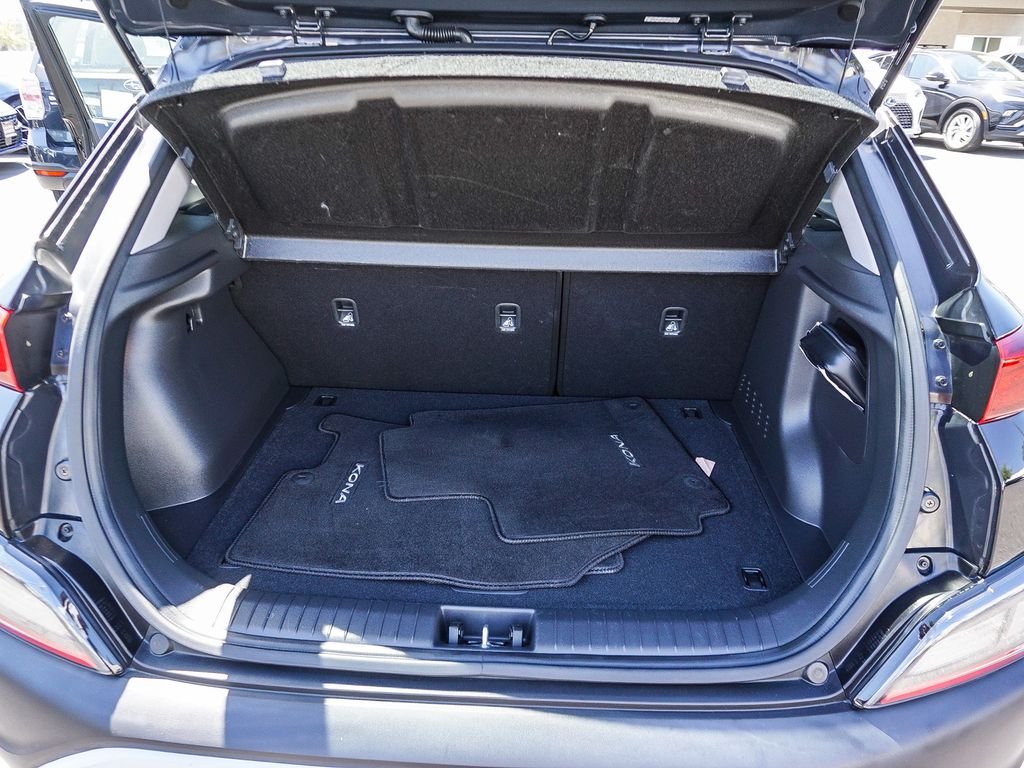 Used 2023 Black Hyundai SEL image 25