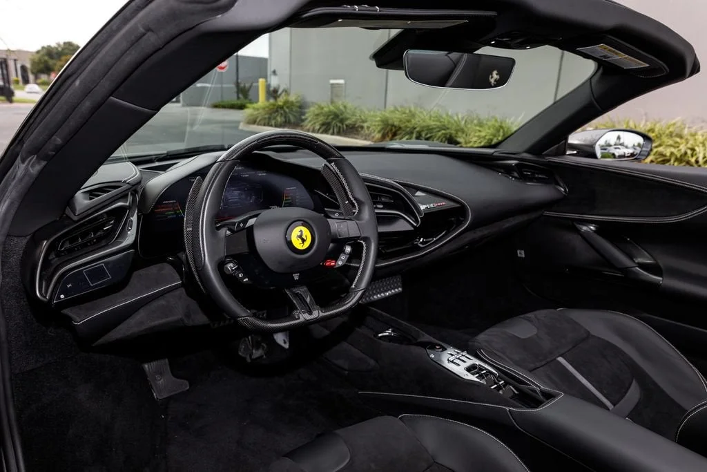 Used 2024 Grigio Silverstone Ferrari  image 25