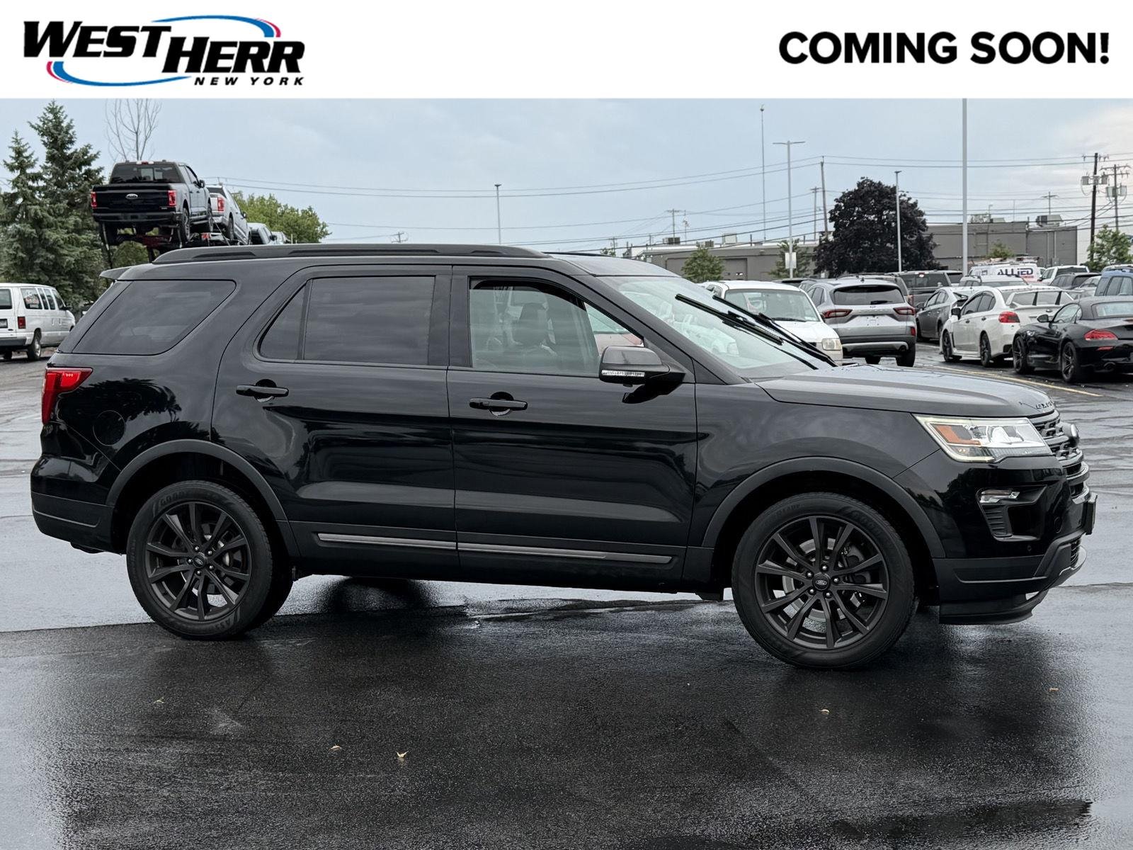 Used 2018 Shadow Black Ford XLT image 1