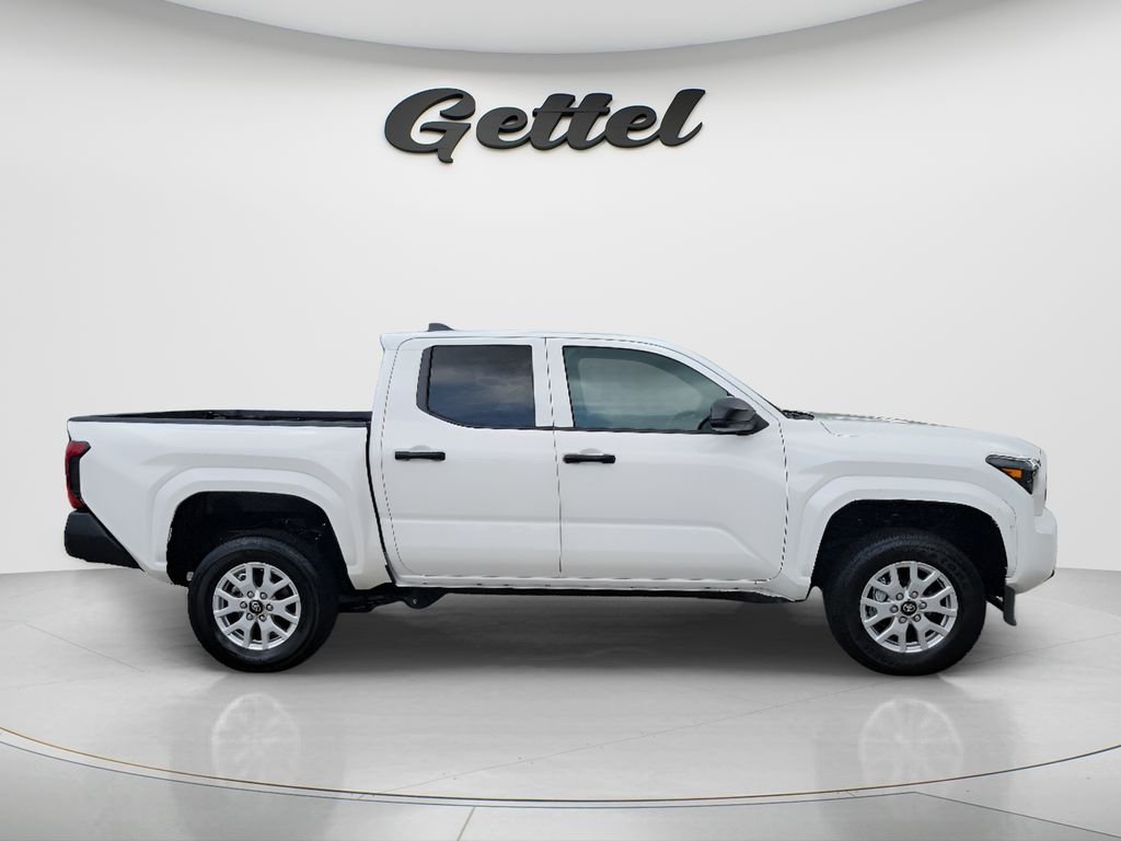 Certified Used 2024 White Toyota SR image 3