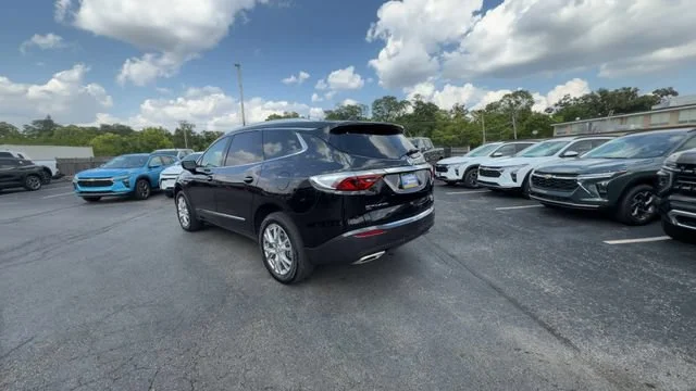 Certified Used 2023 Includes Spectra Gray lower exterior accent color.) Buick Premium image 6