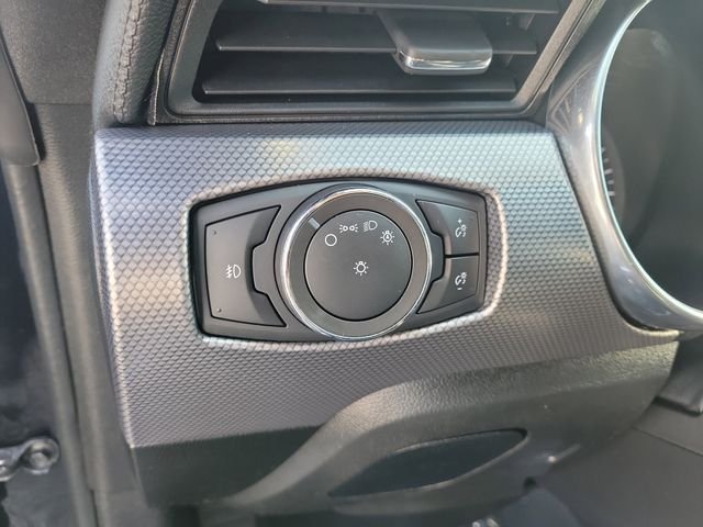 Used 2021 Blue Ford GT image 9