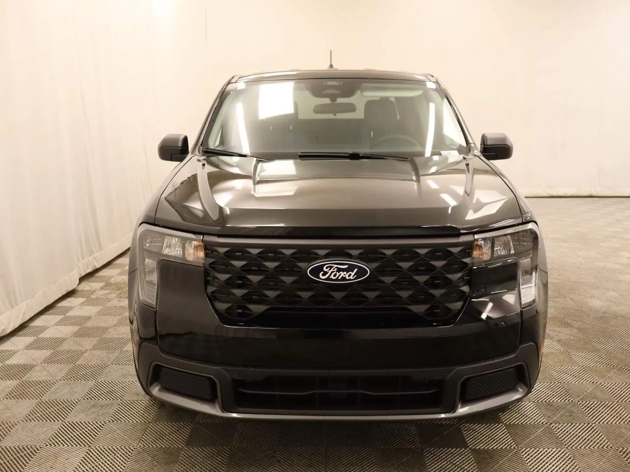 New 2026 Shadow Black Ford XLT image 4
