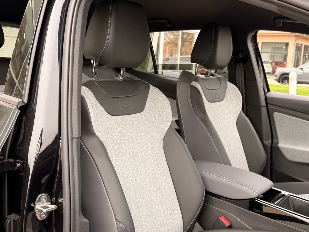 2025 Volkswagen ID.4 PRO - Photo 25