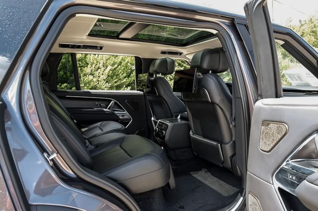 Used 2022 Gray Land Rover First Edition image 49