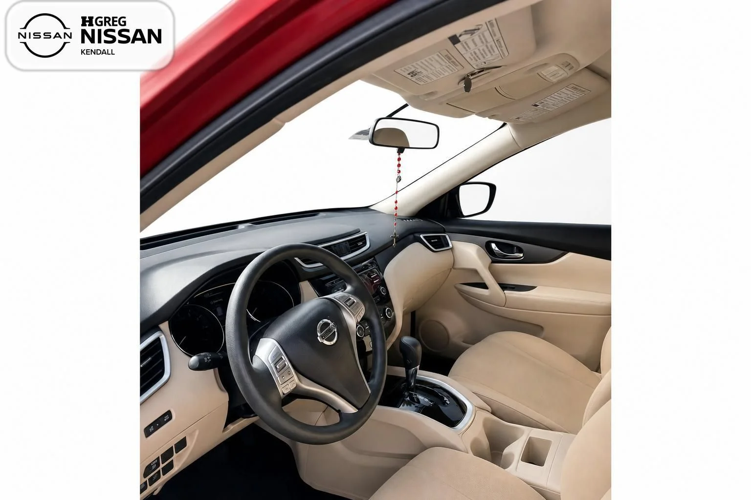 Used 2016 Red Nissan S image 10