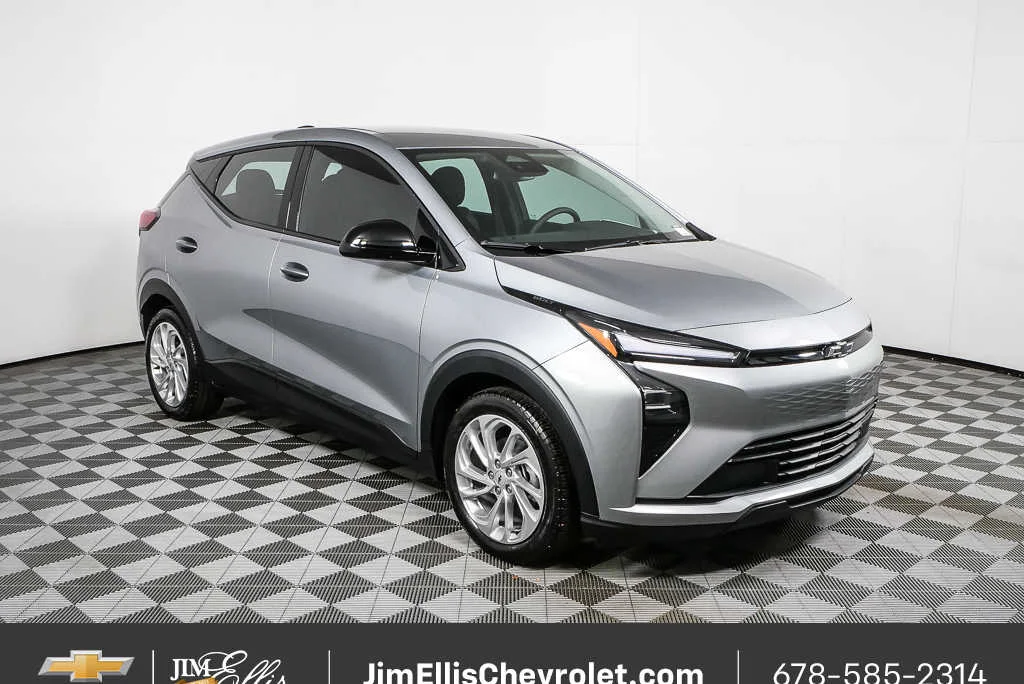 2027 Chevrolet Bolt EV LT Auto's photo