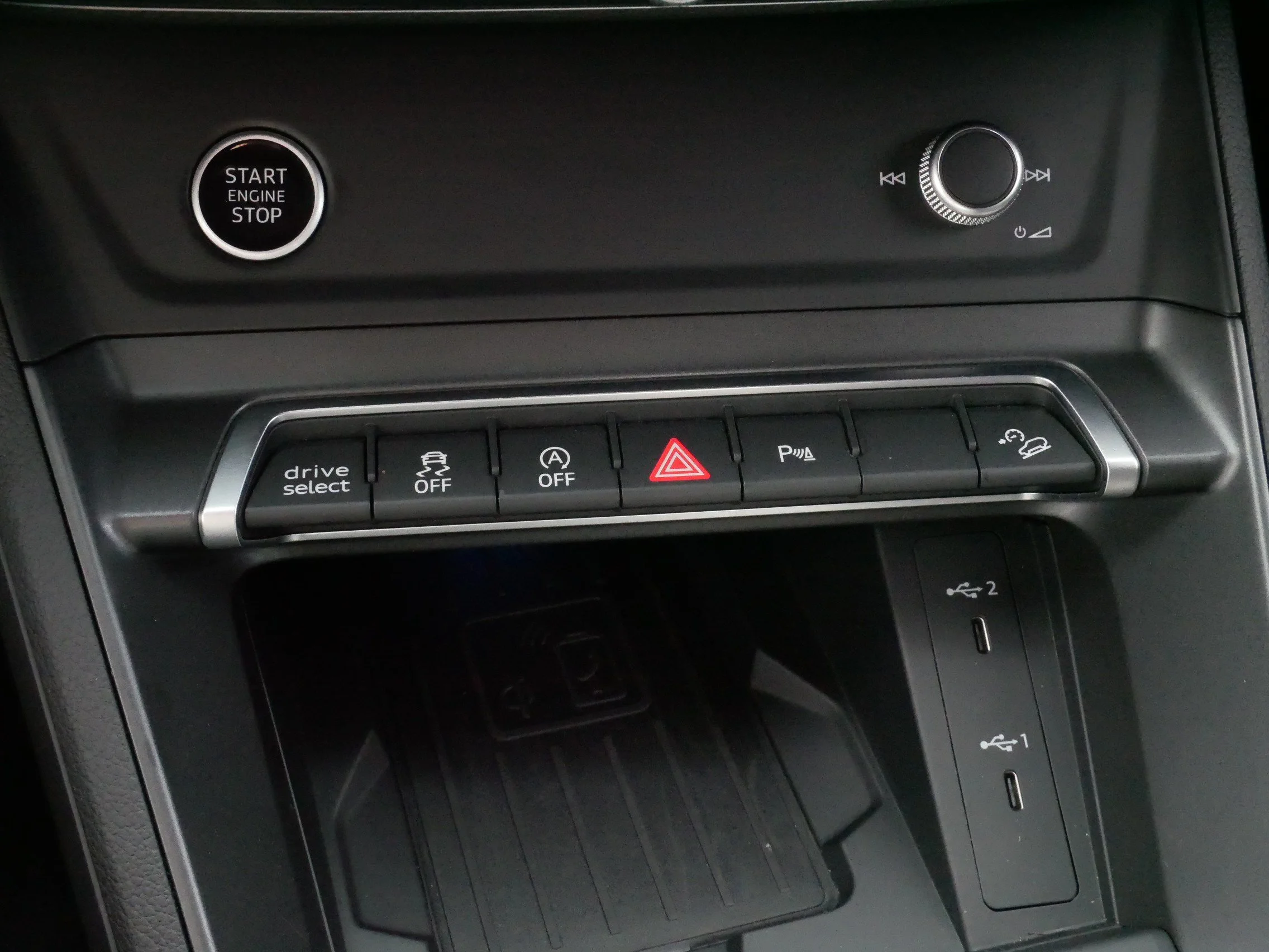 Used 2023 White Audi S line Premium Plus image 29