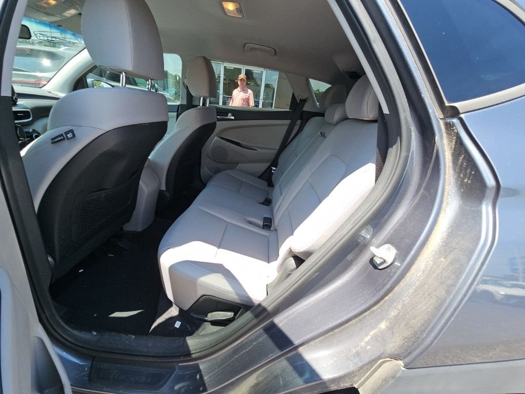 Used 2019 Gray Hyundai Value image 10
