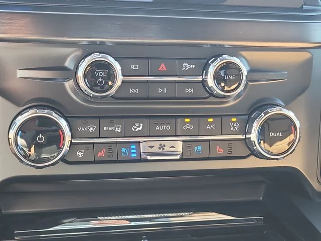 New 2026 White Metallic Ford Lariat image 26
