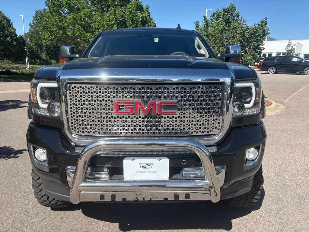 Used 2016 Onyx Black GMC Denali image 8