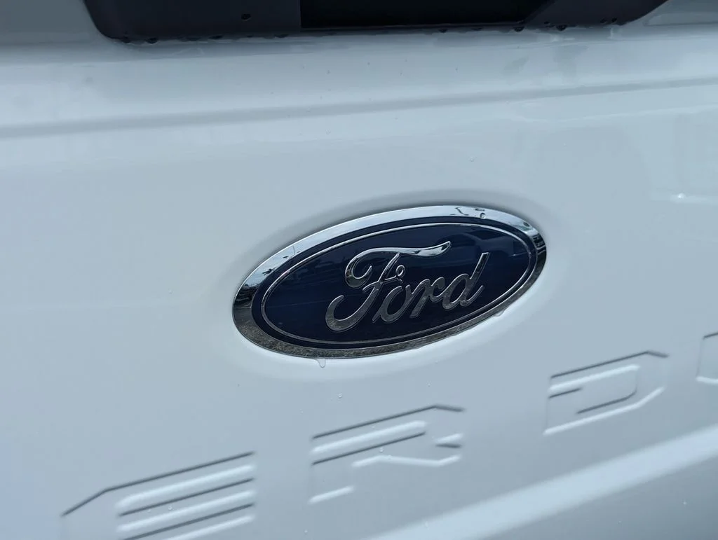 New 2026 Oxford White Ford F-250® XL image 11
