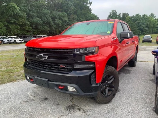 Used 2021 Red Chevrolet LT Trail Boss image 4
