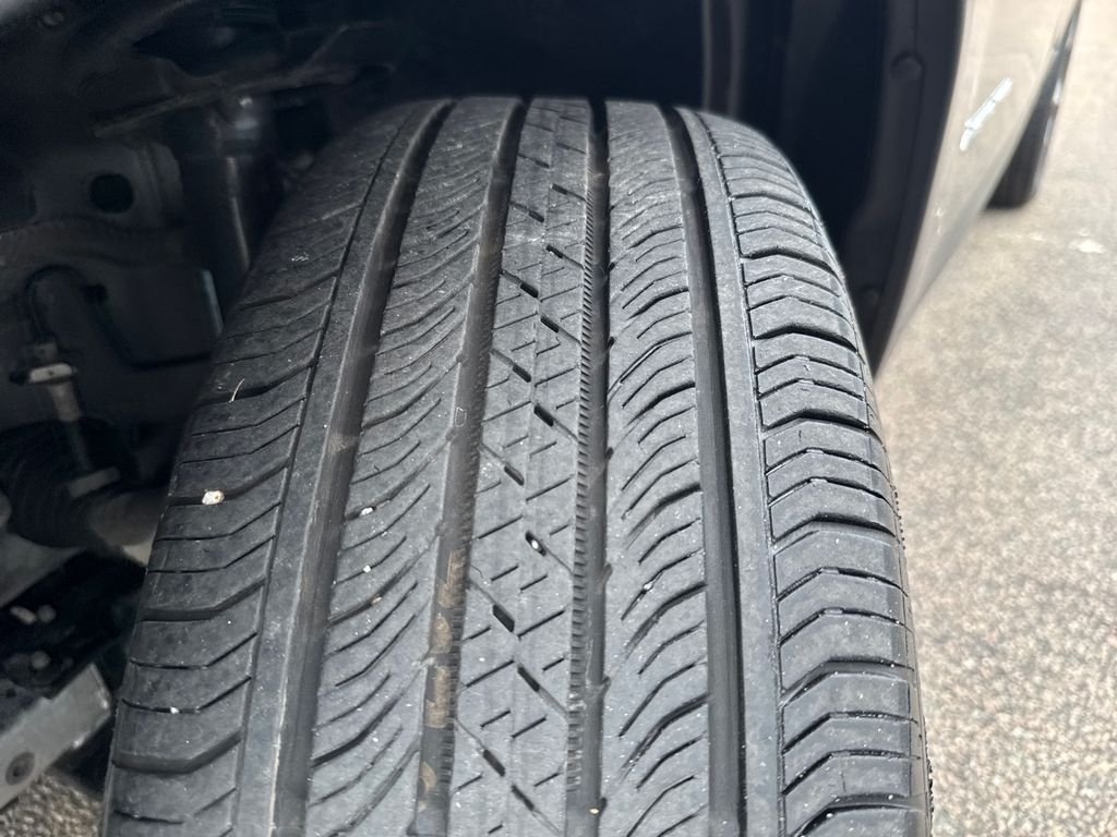 Used 2022 Black Jeep Limited image 41