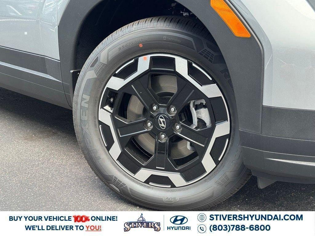 New 2027 Silver Hyundai SEL FWD image 4