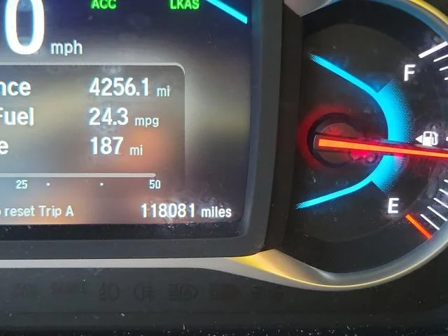 Used 2021 White Honda EX-L image 15