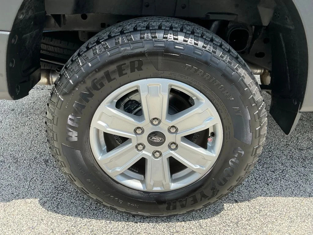 Used 2025 Black Ford XL image 26