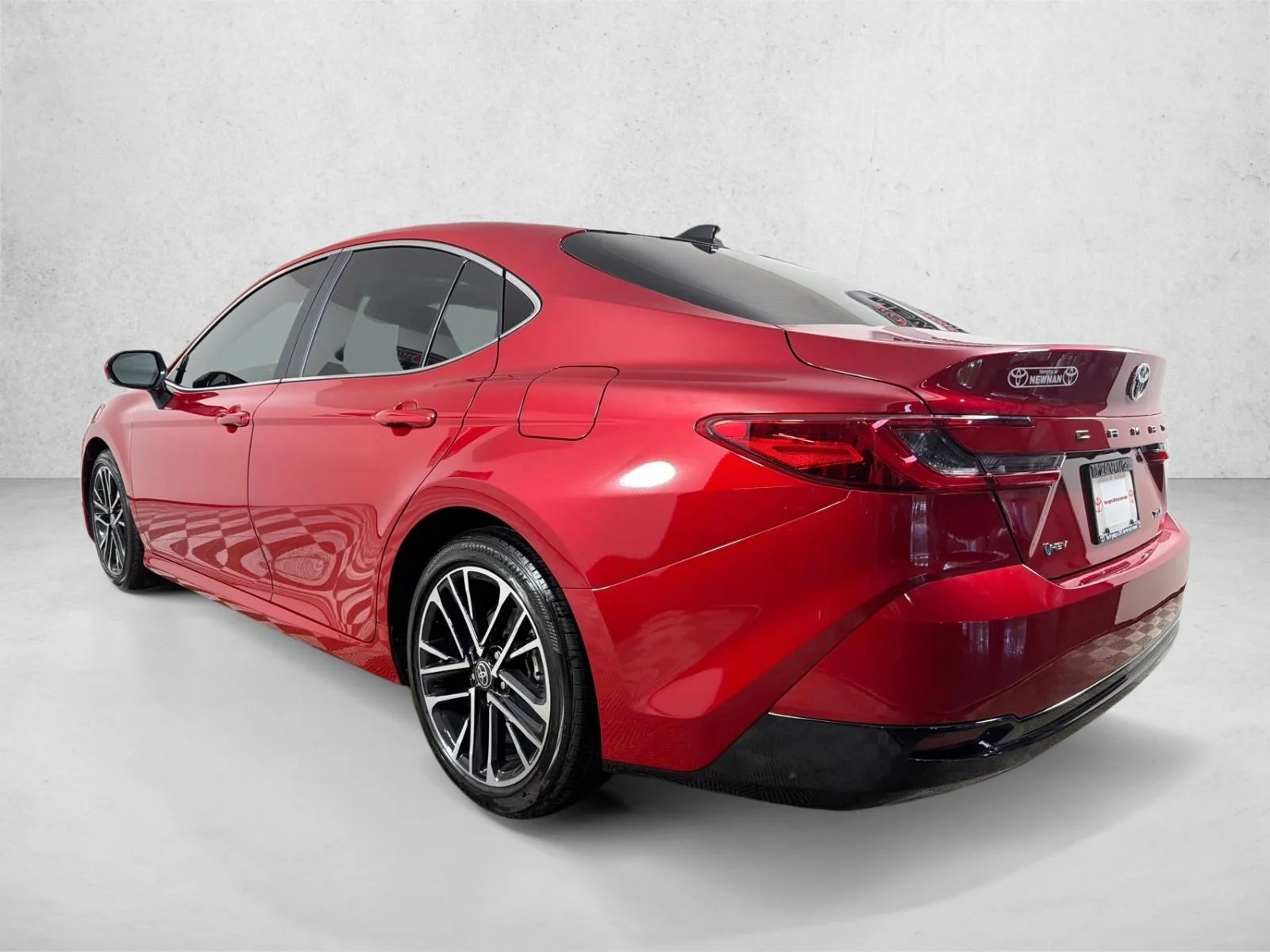 Used 2025 Gray Toyota LE image 6