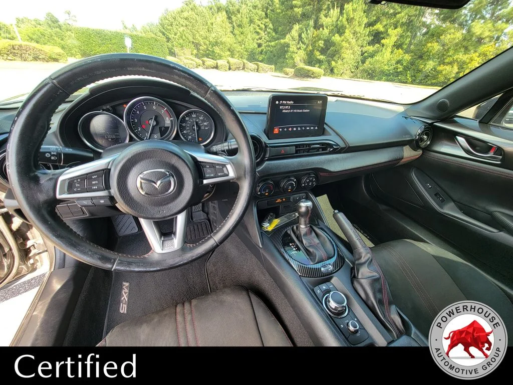 Used 2018 Gray Mazda Club image 17