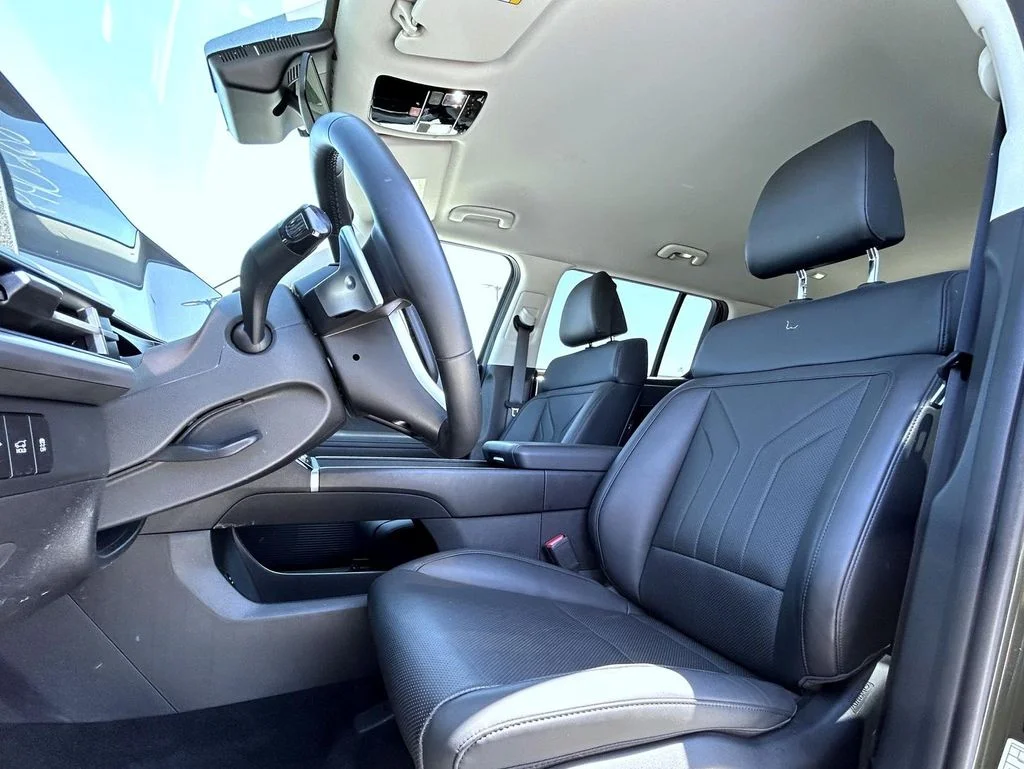 Used 2026 Green Hyundai SEL image 11